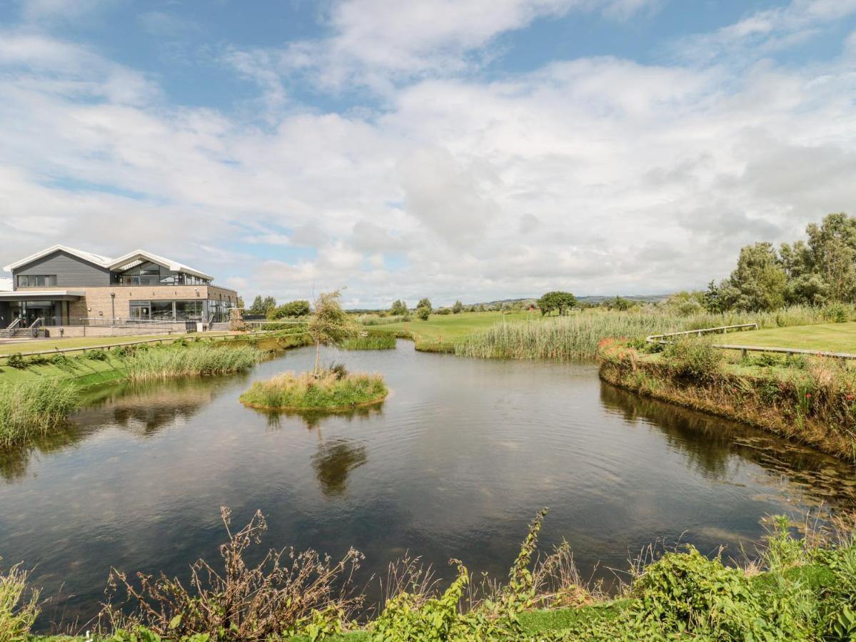 Fairways 4 - Sunny Meadows Holiday home